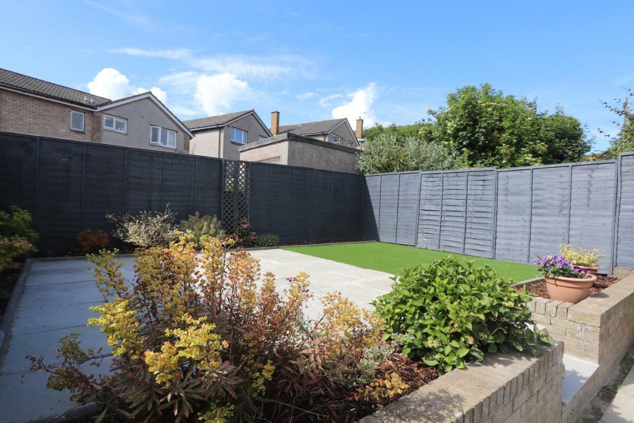 Dunfermline - Luxury 3 Bedroom 2 Bathroom Detached House With Garden Exterior foto
